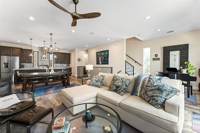 4910 W MCELROY AVENUE 6, Tampa, FL 33611