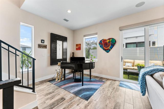 4910 W MCELROY AVENUE 6, Tampa, FL 33611