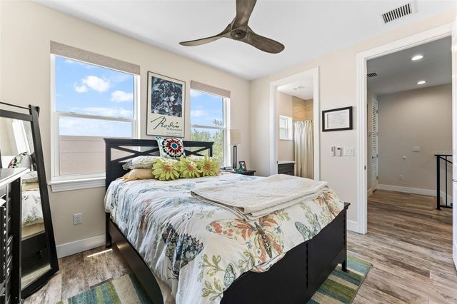 4910 W MCELROY AVENUE 6, Tampa, FL 33611