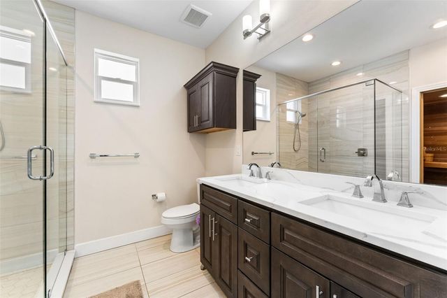 4910 W MCELROY AVENUE 6, Tampa, FL 33611