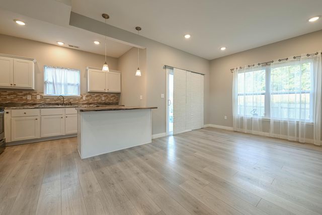 6170 S HUMMINGBIRD LN, Columbia, MO 65201