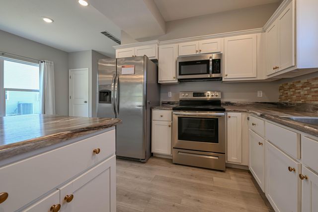 6170 S HUMMINGBIRD LN, Columbia, MO 65201