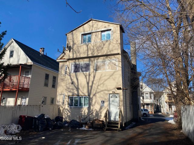 39 Kelton Avenue, Schenectady, NY 12304