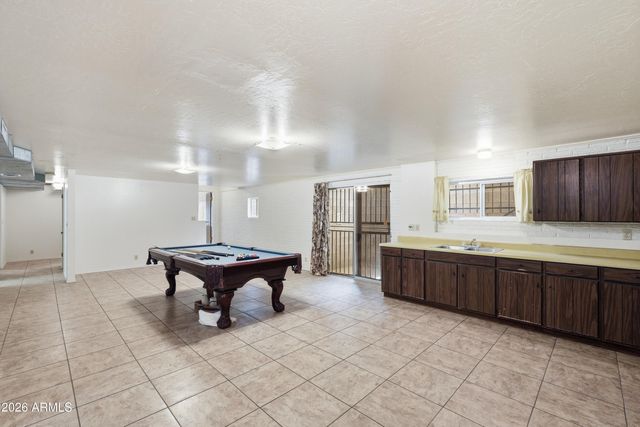 7909 W Country Gables Drive, Peoria, AZ 85381