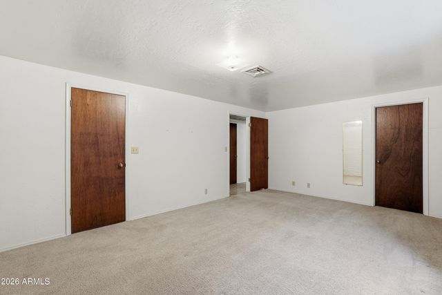 7909 W Country Gables Drive, Peoria, AZ 85381