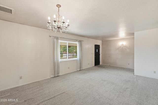 7909 W Country Gables Drive, Peoria, AZ 85381