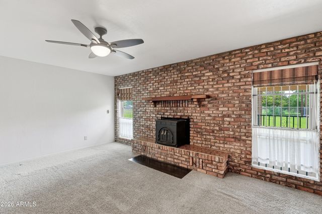 7909 W Country Gables Drive, Peoria, AZ 85381