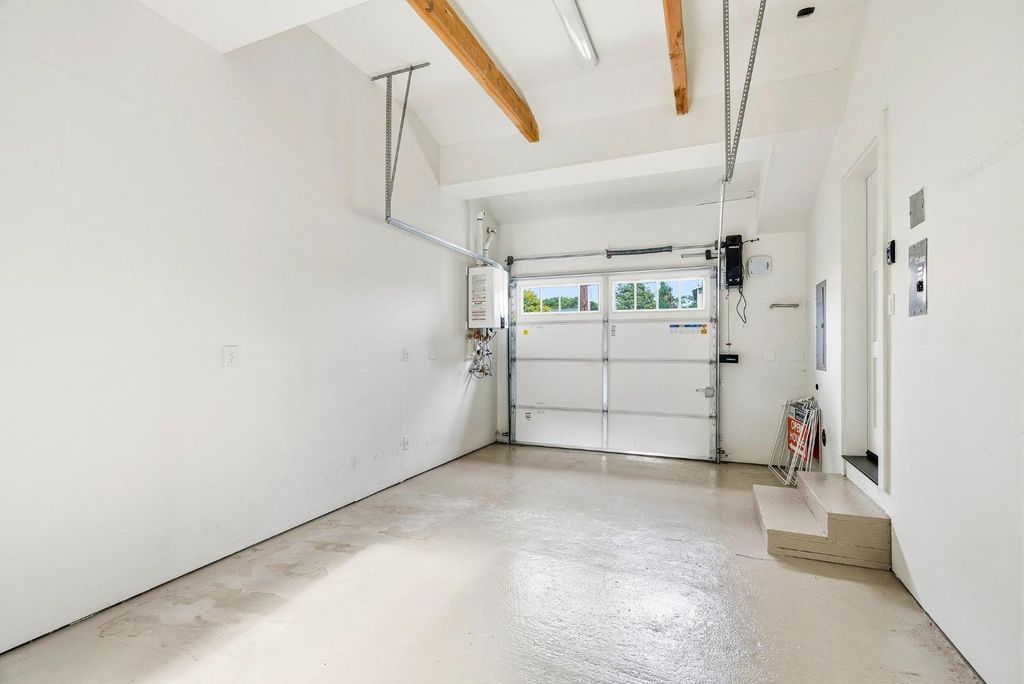 Image 45 of property listing at 321 9th Ave, Out Of Area, CA 95062