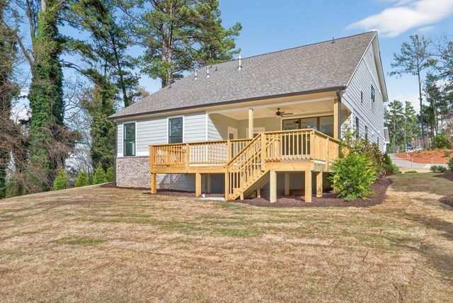 3275 Hilltop Circle, Marietta, GA 30066