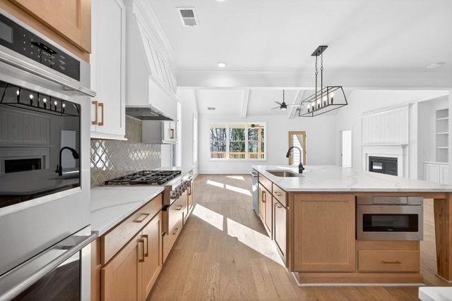 3275 Hilltop Circle, Marietta, GA 30066