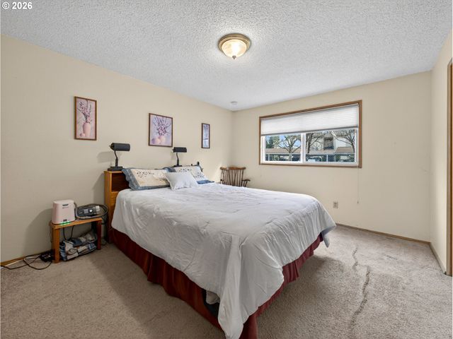 3025 Ne 29TH St, Gresham, OR 97030