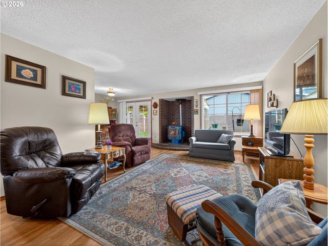 3025 Ne 29TH St, Gresham, OR 97030