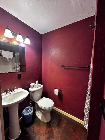 240 N State Rd 35, Alma, WI 54610