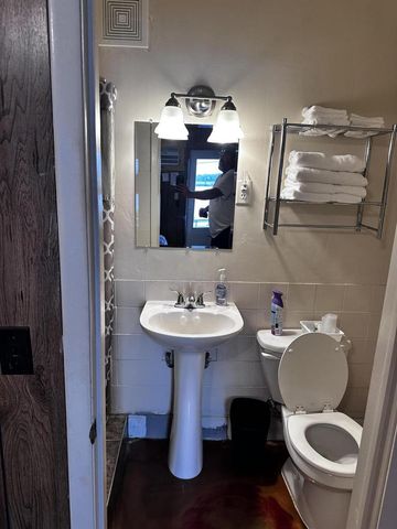 240 N State Rd 35, Alma, WI 54610