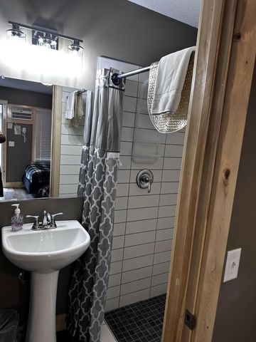 240 N State Rd 35, Alma, WI 54610