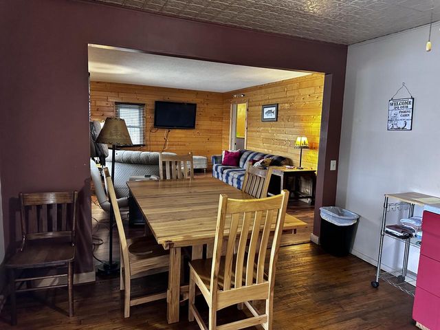 240 N State Rd 35, Alma, WI 54610