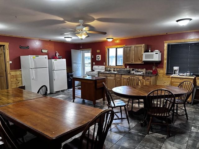 240 N State Rd 35, Alma, WI 54610