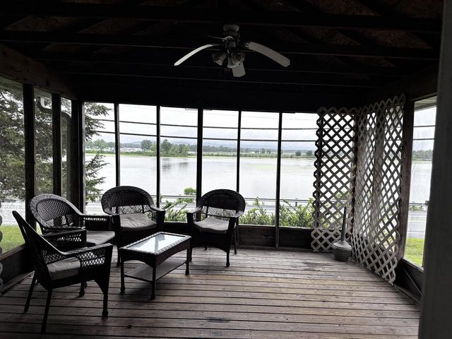 240 N State Rd 35, Alma, WI 54610