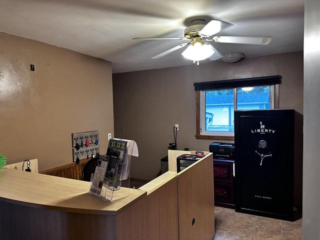 240 N State Rd 35, Alma, WI 54610