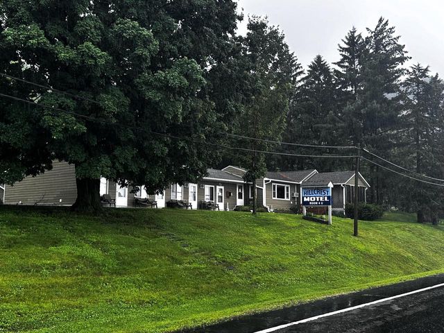 240 N State Rd 35, Alma, WI 54610