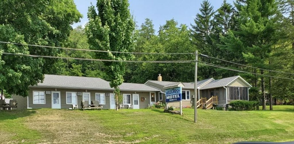 240 N State Rd 35, Alma, WI 54610