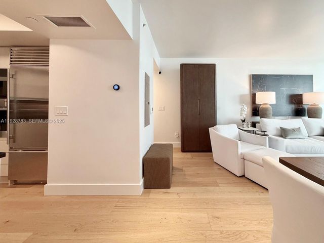 1331 Brickell Bay Dr 506, Miami, FL 33131