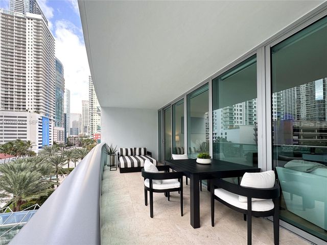 1331 Brickell Bay Dr 506, Miami, FL 33131