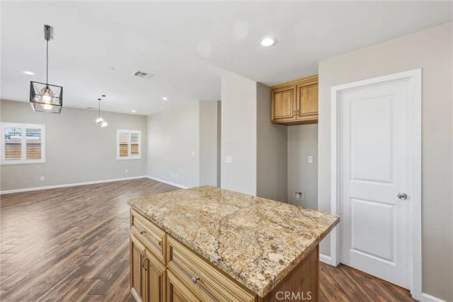956 W Tibbot, Rialto, CA 92377