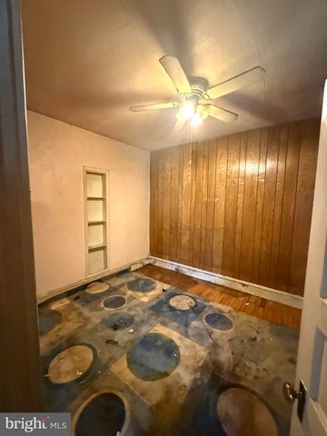 7251 LAWNDALE AVENUE, Philadelphia, PA 19111