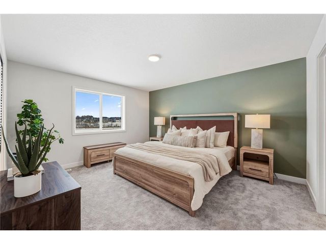 1551 Creekwood Dr, New Richmond, WI 54017