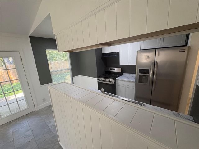 6220 Thurgood Ave, Austin, TX 78721