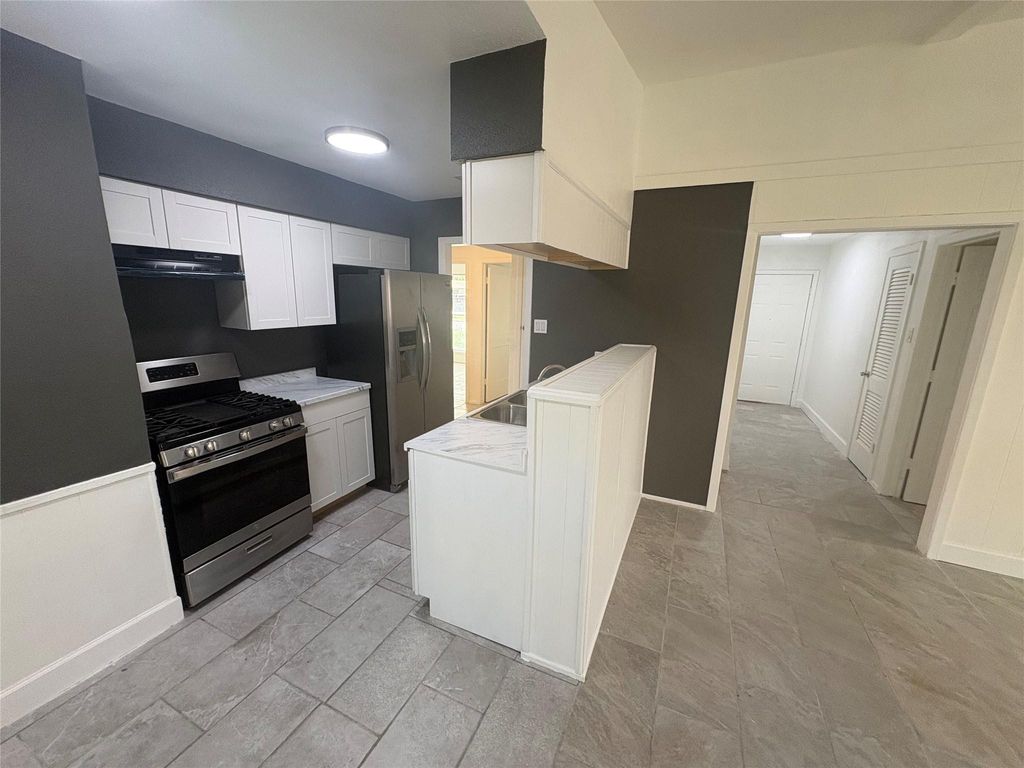 6220 Thurgood Ave, Austin, TX 78721
