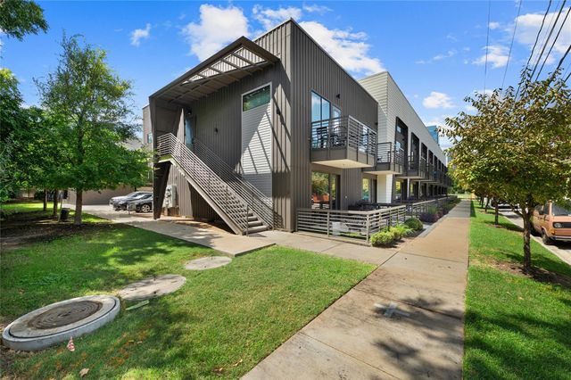 49 Navasota ST 216, Austin, TX 78702