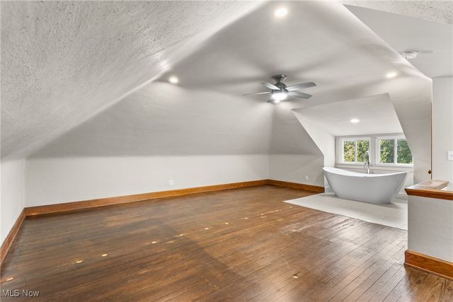 3007 Edgehill Road, Cleveland Heights, OH 44118