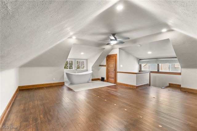 3007 Edgehill Road, Cleveland Heights, OH 44118