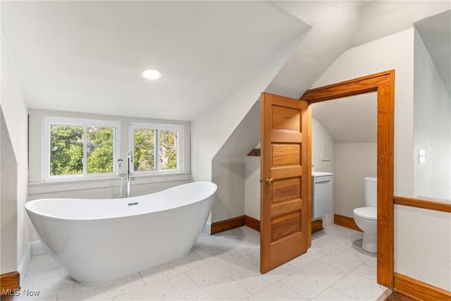 3007 Edgehill Road, Cleveland Heights, OH 44118