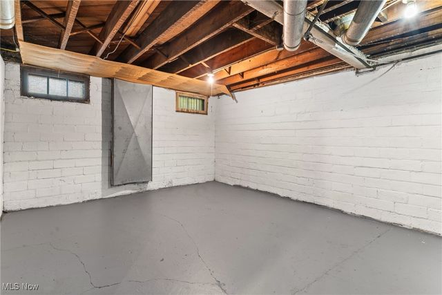 3007 Edgehill Road, Cleveland Heights, OH 44118