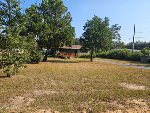 711 Heavener Lane, Southport, FL 32409