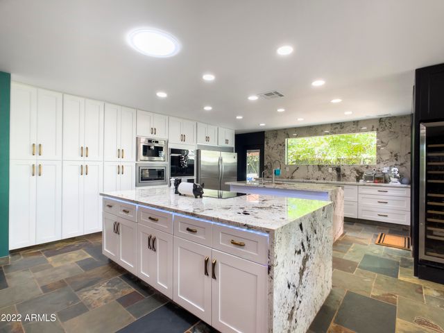 1834 E RIVIERA Drive, Tempe, AZ 85282