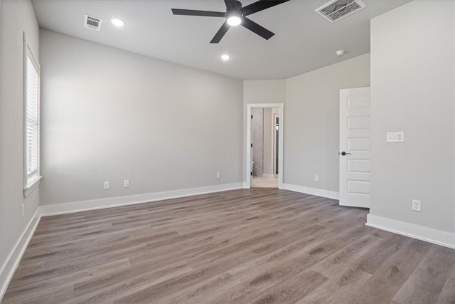 7002 SW Basswood Avenue, Bentonville, AR 72713