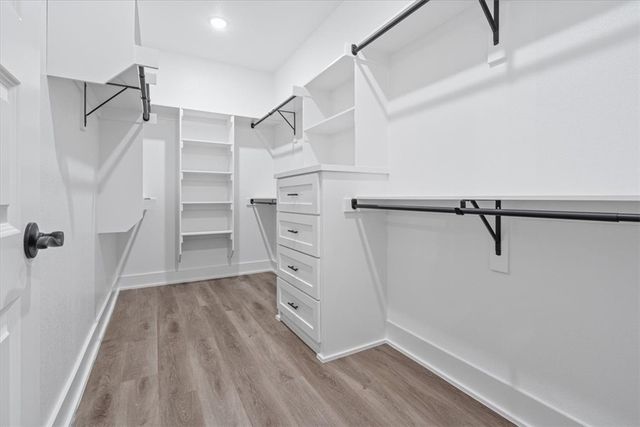 7002 SW Basswood Avenue, Bentonville, AR 72713