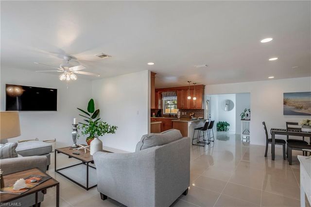 2255 Gorham AVE, Fort Myers, FL 33907