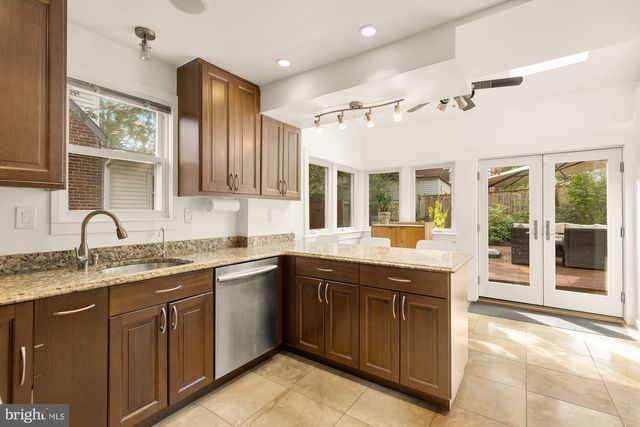 8312 GREENWOOD AVE, Takoma Park, MD 20912