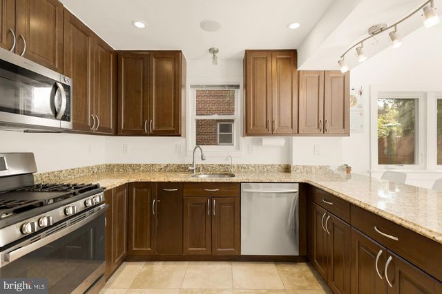 8312 GREENWOOD AVE, Takoma Park, MD 20912