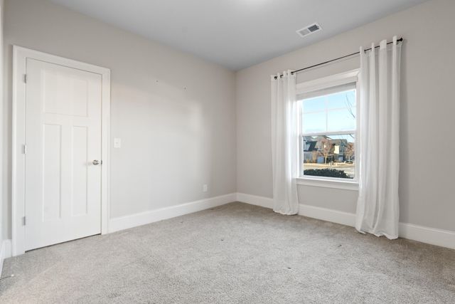 9814 Haven Port Lane, Ooltewah, TN 37363