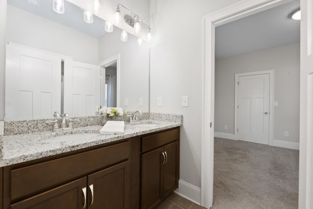 9814 Haven Port Lane, Ooltewah, TN 37363