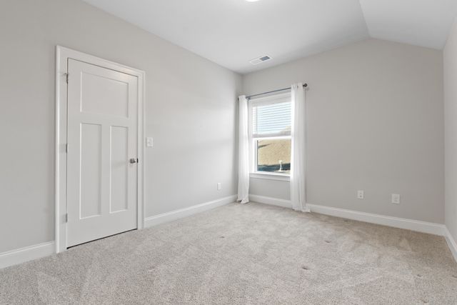 9814 Haven Port Lane, Ooltewah, TN 37363