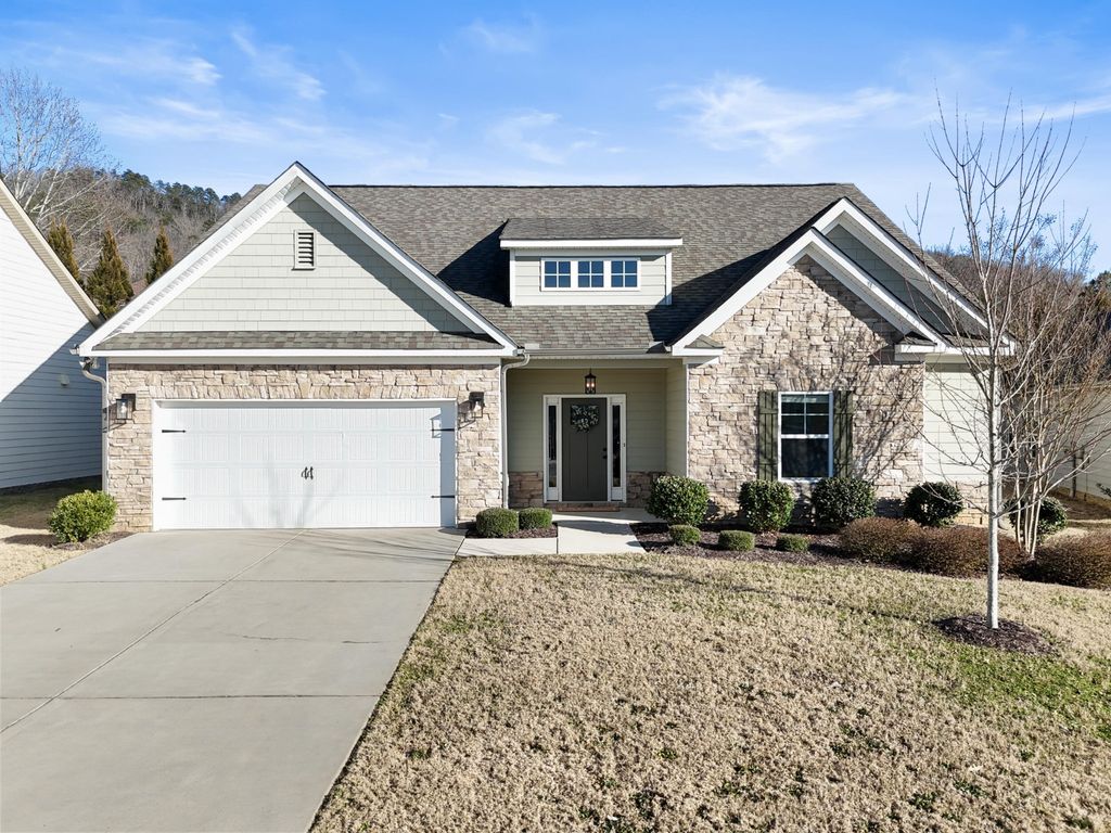 9814 Haven Port Lane, Ooltewah, TN 37363