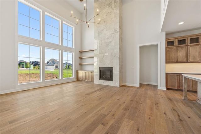 12502 W 170th Terrace, Overland Park, KS 66221