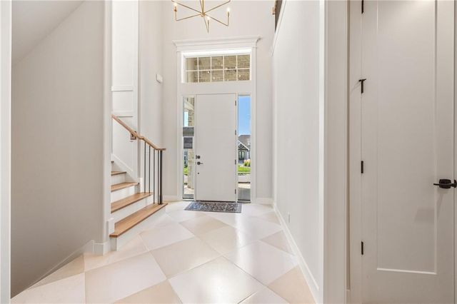 12502 W 170th Terrace, Overland Park, KS 66221